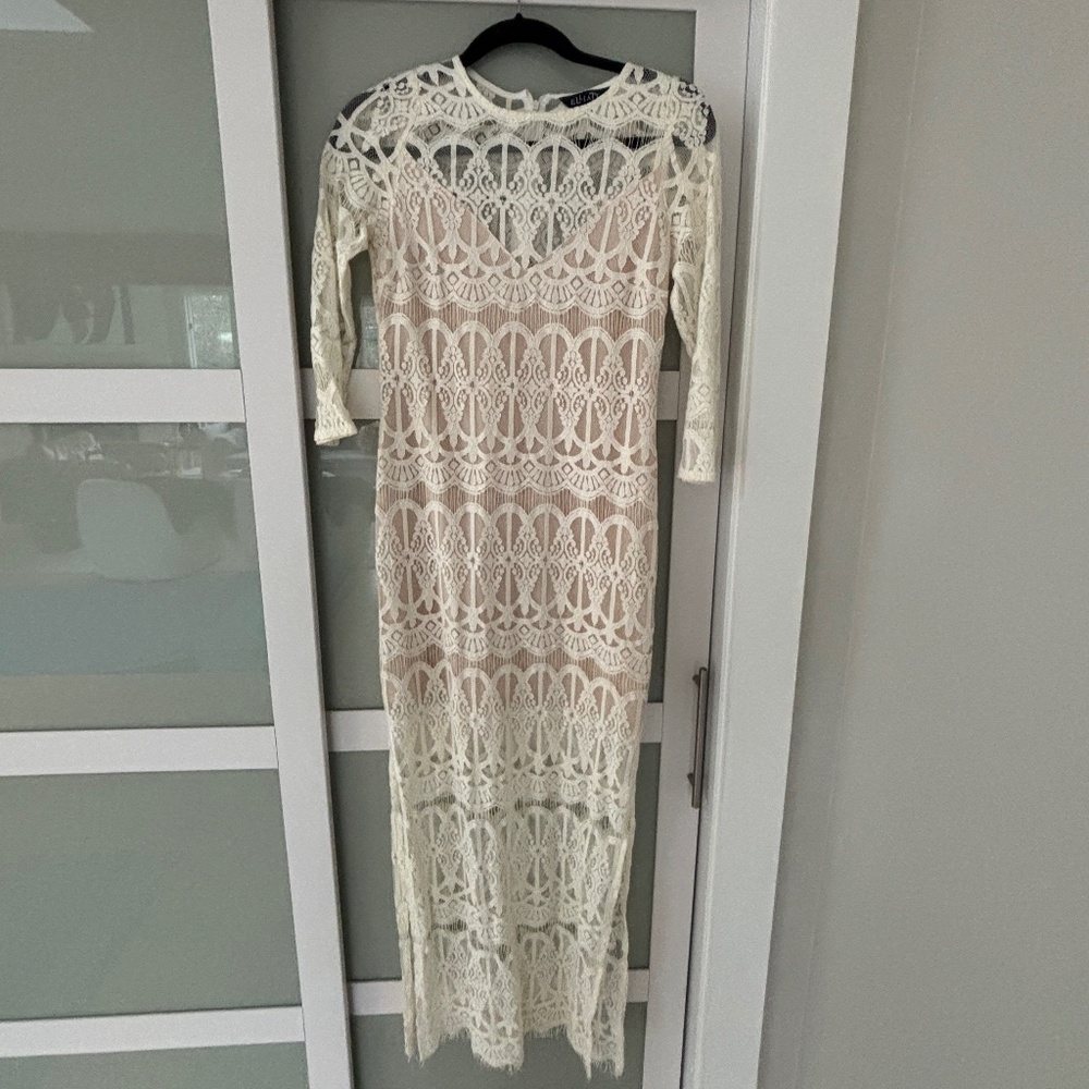 Elliatt long lace dress